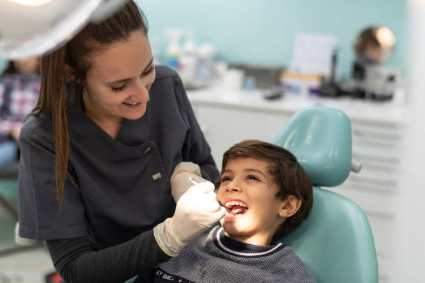 Best Urgent Tooth Repair  in Cambridge, NE